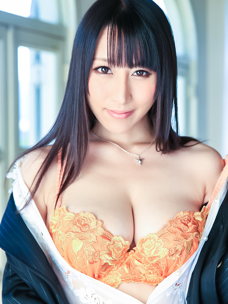 Rina Mayuzumi nude photos