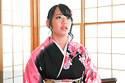 Babe in kimono gives insane Japan blow job  Photo 1
