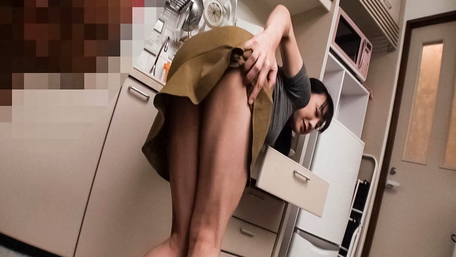 Insolent Miho Wakabayashi Licks Crown Jewels