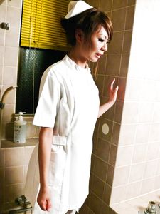 Mio Hiragi-Hot Mio Hiragi pleasures peach at bathroom Picture 1