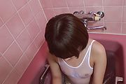 Appealing wife provides Japan blow job in the bath tub  Photo 12